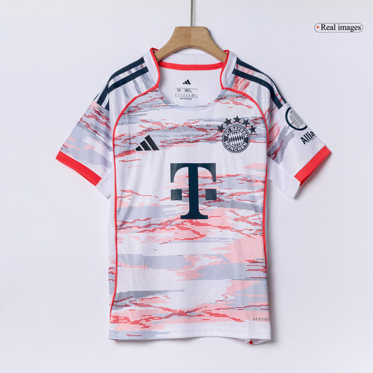 Bayern Munich Borte Barn Drakt + Shorts 2025/26