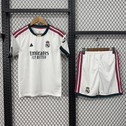 Real Madrid Hjemme Herrer Drakt + Shorts 2026/27