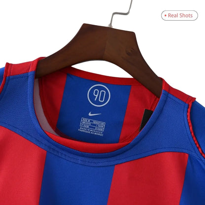 Ronaldinho #10 Barcelona 2004/05 Hjemme Retro drakt