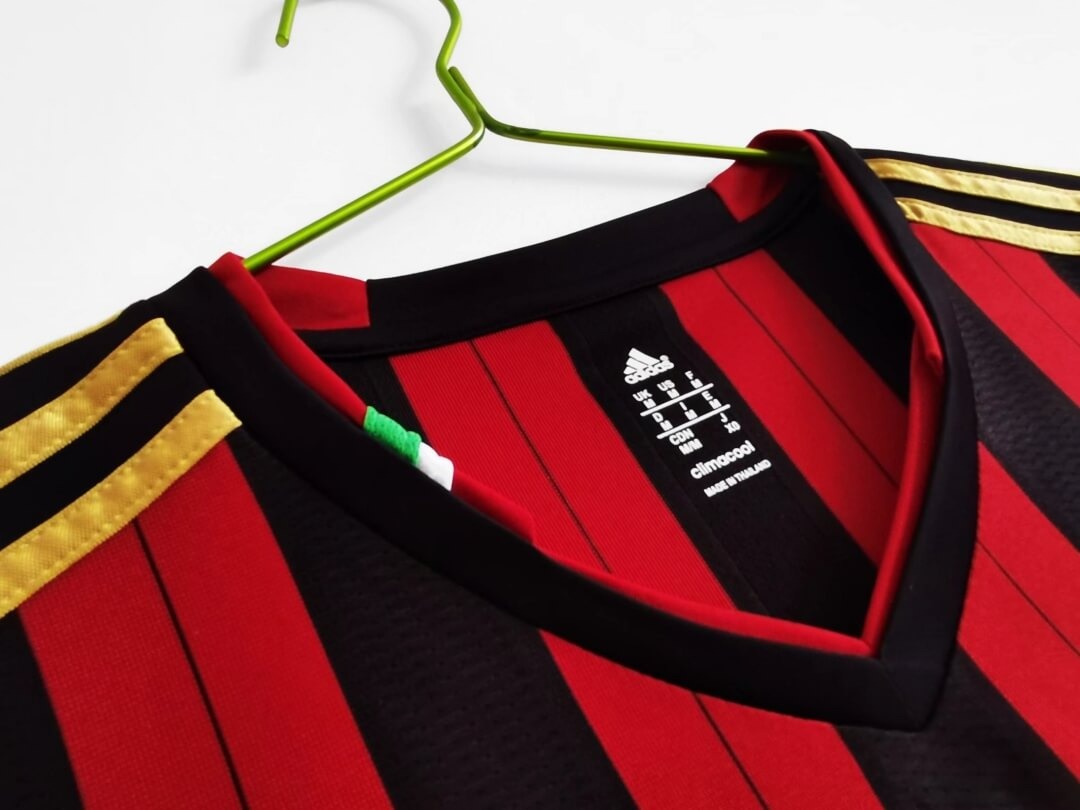 KAKA' #22 AC Milan 2013/14 Hjemme Retro drakt