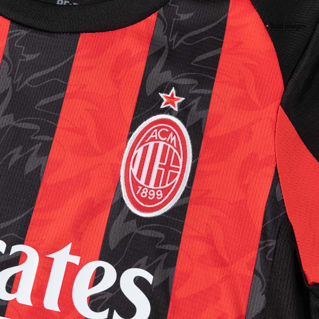 AC Milan Hjemme Barn Draktsett 2025/26 – Trøye + Shorts + Strømper