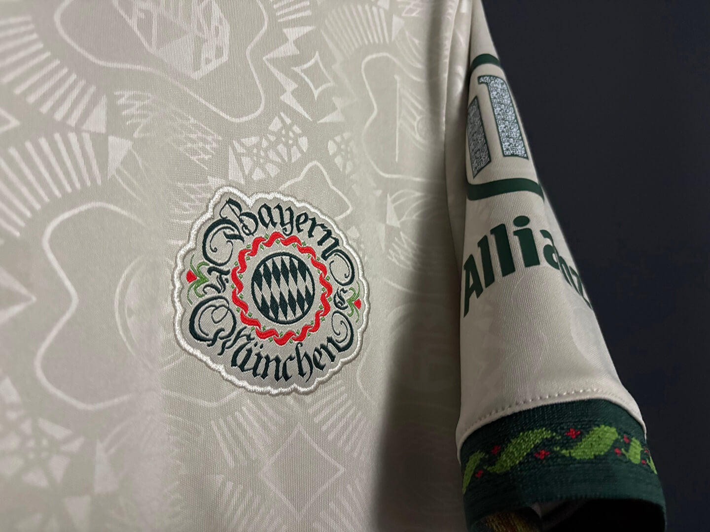Bayern Munich Oktoberfest Herrer Fan-drakt 2025/26