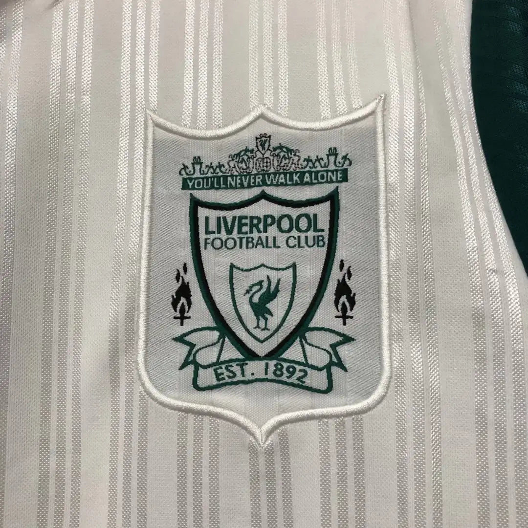 Liverpool 1995/96 Borte Retro drakt