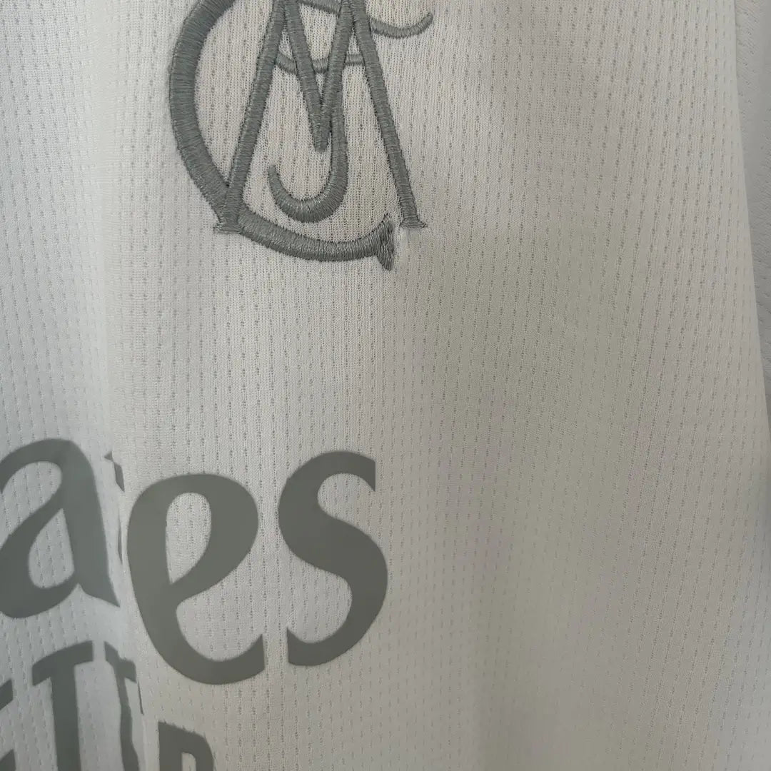 Real Madrid 125th Anniversary Herrer Fan-drakt 2025/26