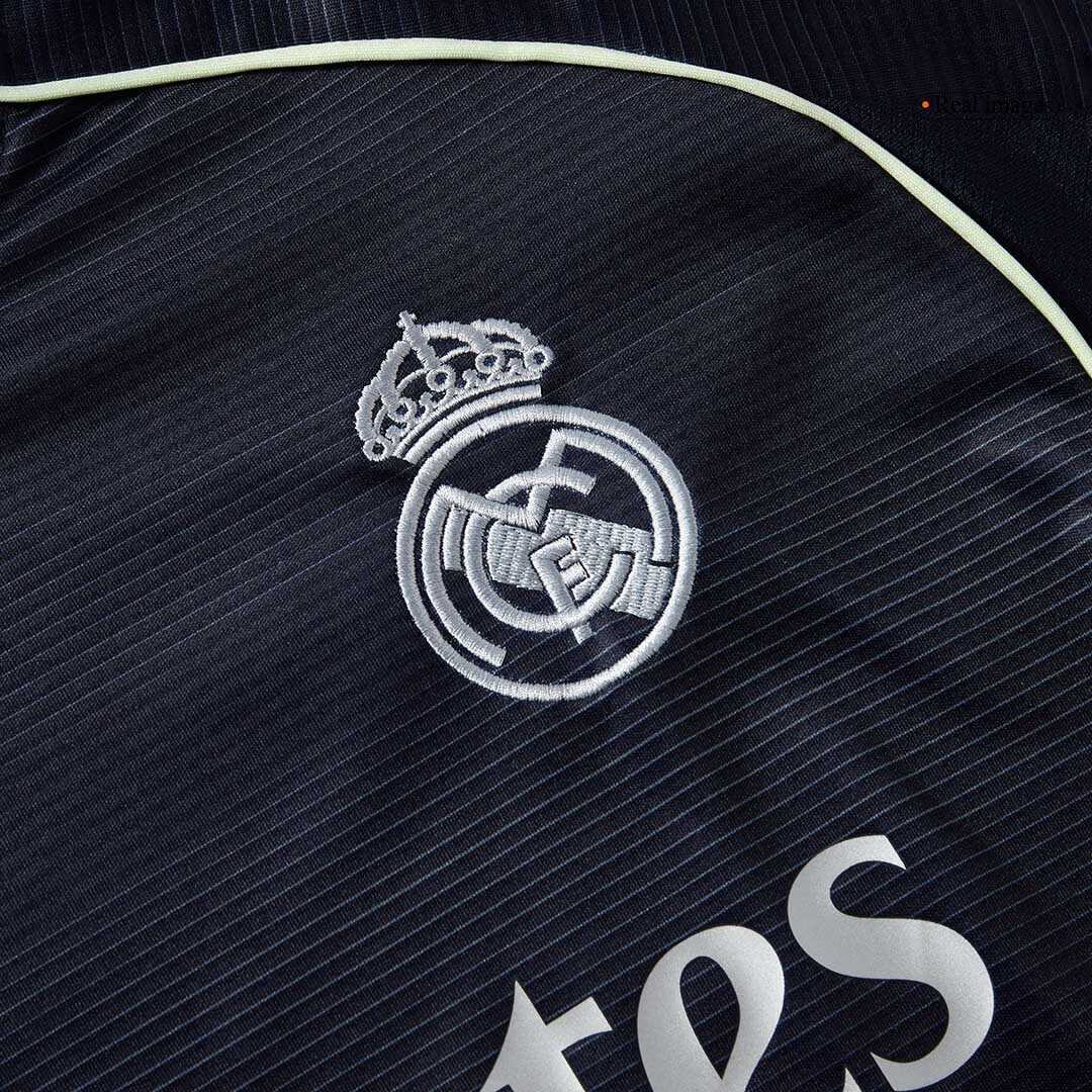 MBAPPÉ #10 Real Madrid Borte Herrer Fan-drakt 2025/26