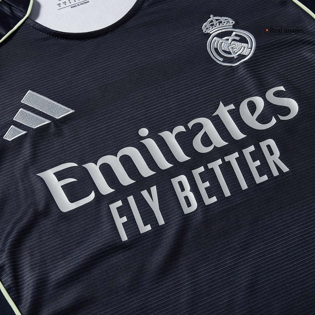 MBAPPÉ #10 Real Madrid Borte Herrer Fan-drakt 2025/26
