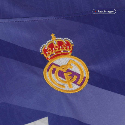 Real Madrid 1996/97 Borte Retro drakt