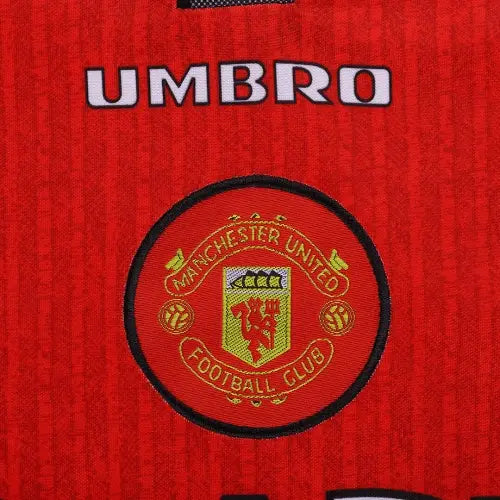 GIGGS #11 Manchester United 1996/98 Hjemme Retro drakt