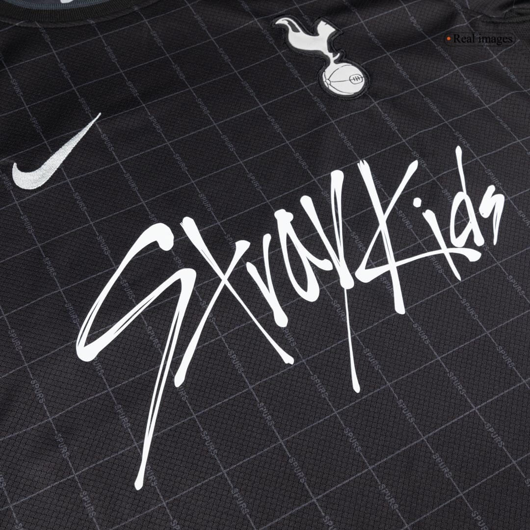 Tottenham Hotspur X Stray Barn Fan-drakt 2025/26