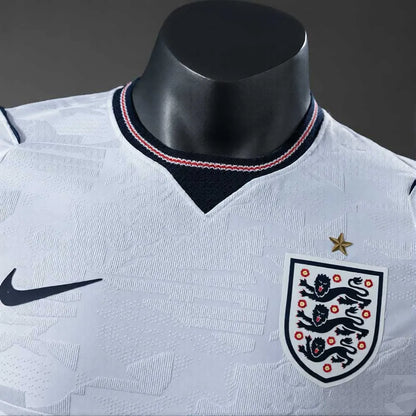 England Hjemme Herrer Matchdrakt Saka #7 – VM 2026