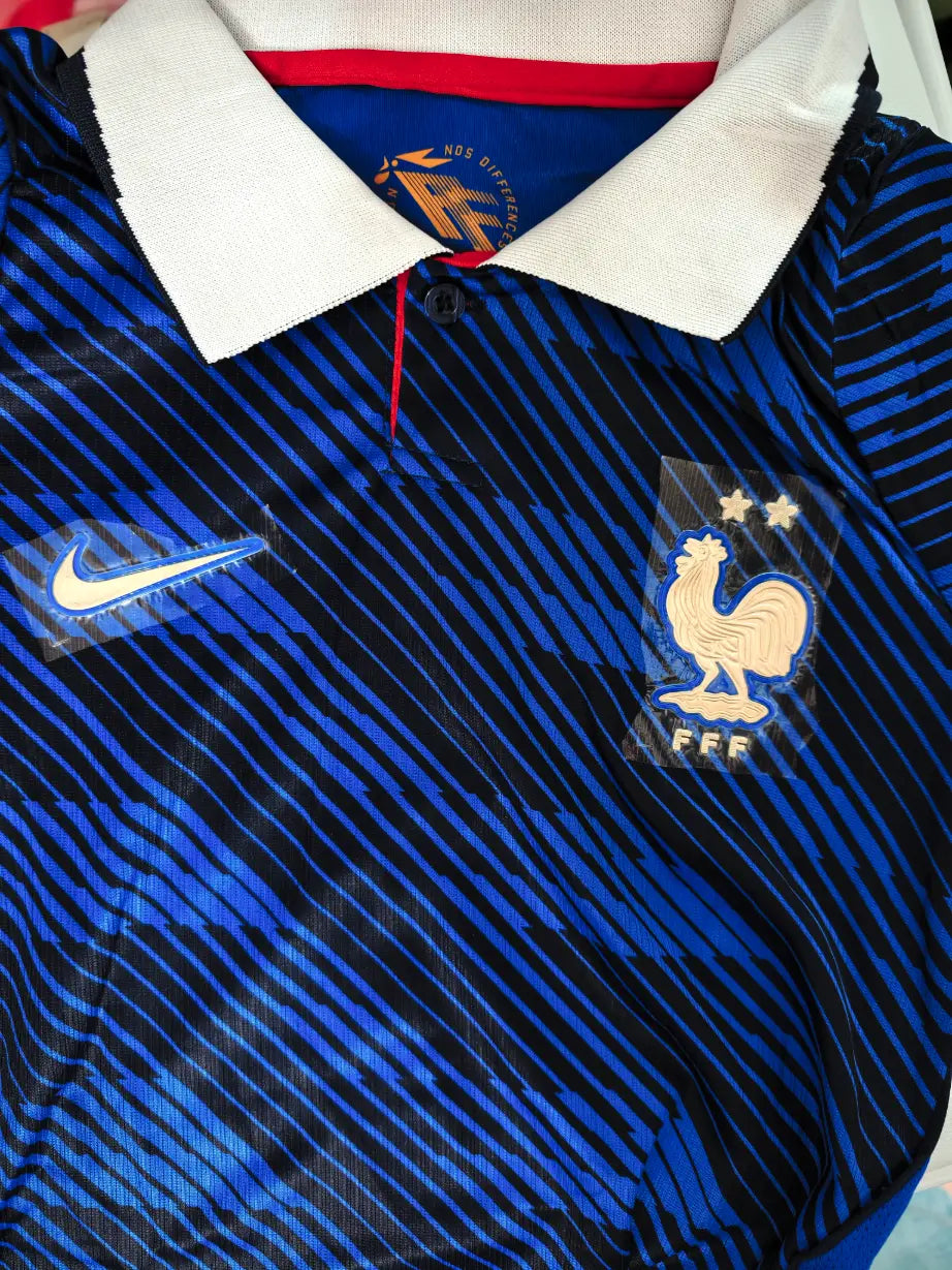 Frankrike Hjemmedraktsett til Barn 2026 – Trøye + Shorts + Strømper
